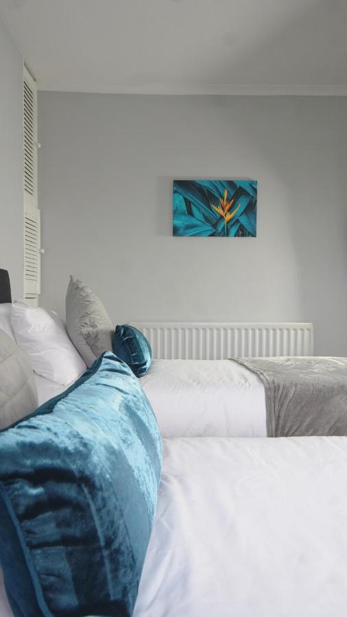 Portobello House - Four Bedroom House Perfect For Contractors - Sleeps 6 - Free Parking Wolverhampton Exteriér fotografie