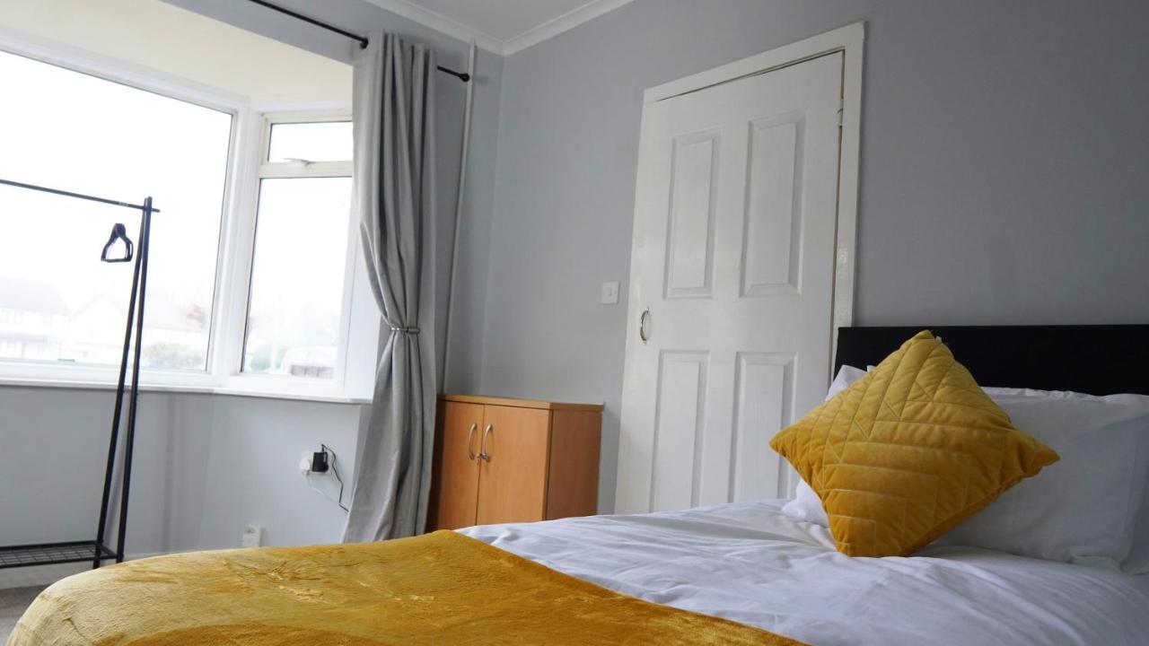 Portobello House - Four Bedroom House Perfect For Contractors - Sleeps 6 - Free Parking Wolverhampton Exteriér fotografie