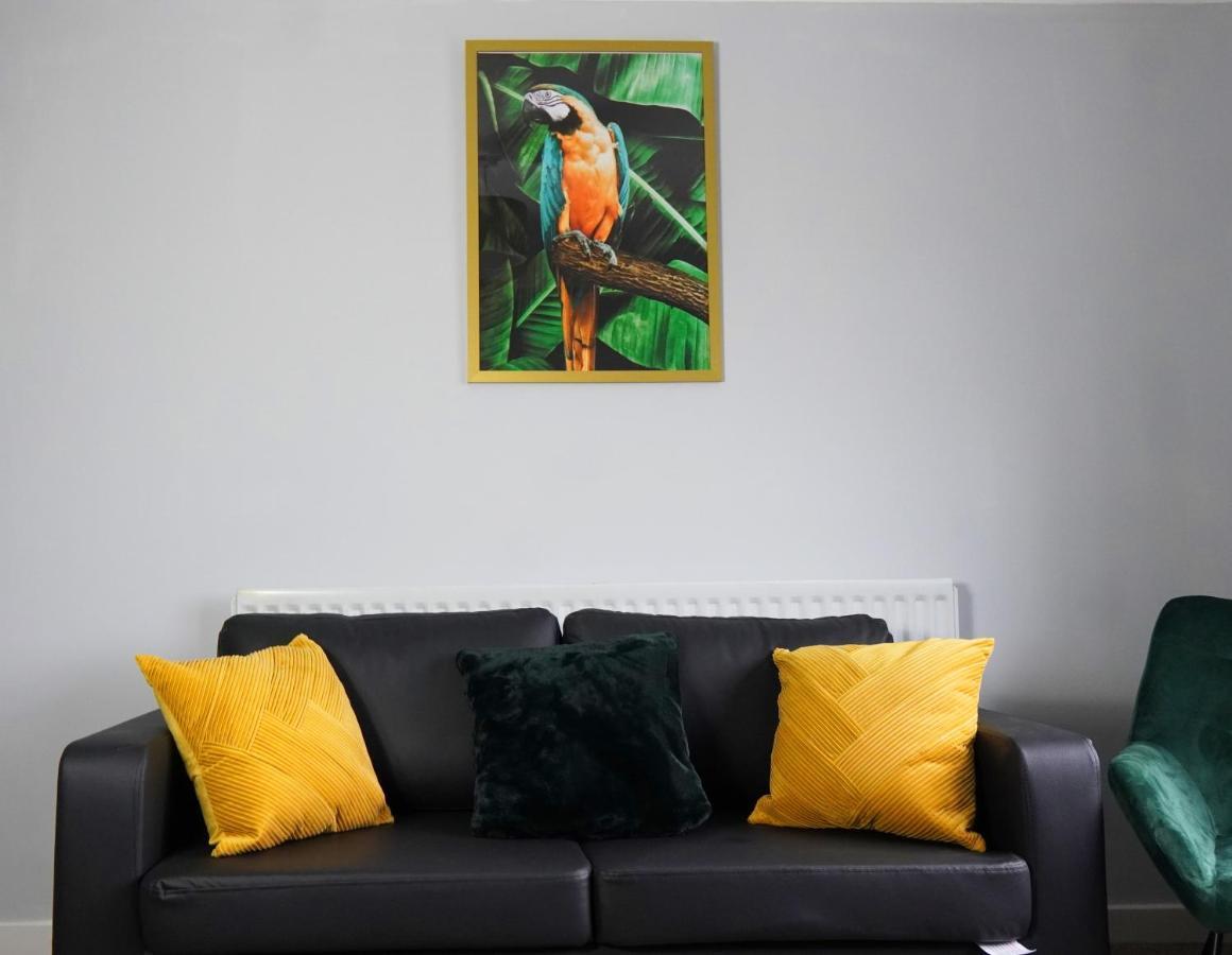 Portobello House - Four Bedroom House Perfect For Contractors - Sleeps 6 - Free Parking Wolverhampton Exteriér fotografie