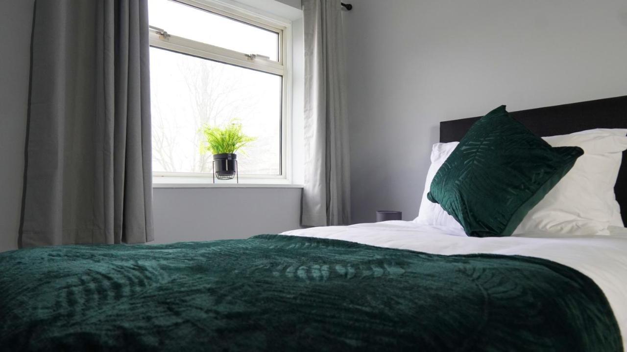 Portobello House - Four Bedroom House Perfect For Contractors - Sleeps 6 - Free Parking Wolverhampton Exteriér fotografie