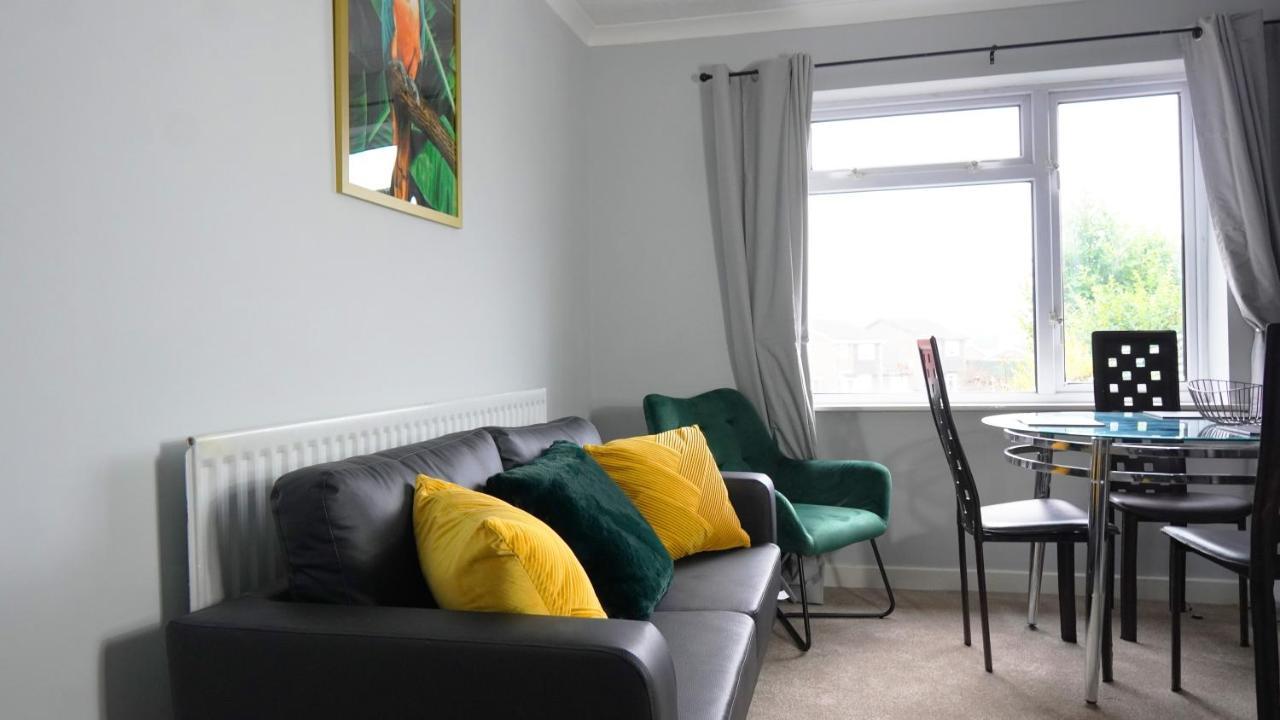Portobello House - Four Bedroom House Perfect For Contractors - Sleeps 6 - Free Parking Wolverhampton Exteriér fotografie