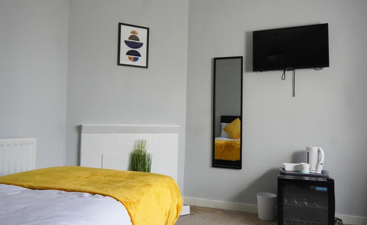 Portobello House - Four Bedroom House Perfect For Contractors - Sleeps 6 - Free Parking Wolverhampton Exteriér fotografie
